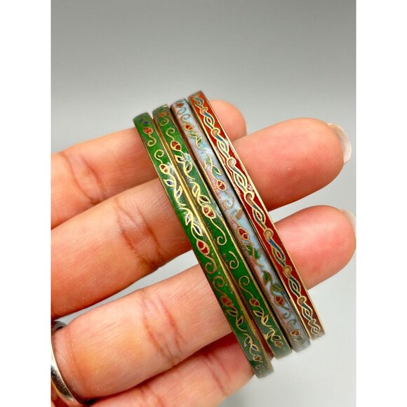 Set of 4 Chinese Cloisonne Bangles with Colorful Enamel Detailing & Gold Accents - Picture 5 of 7